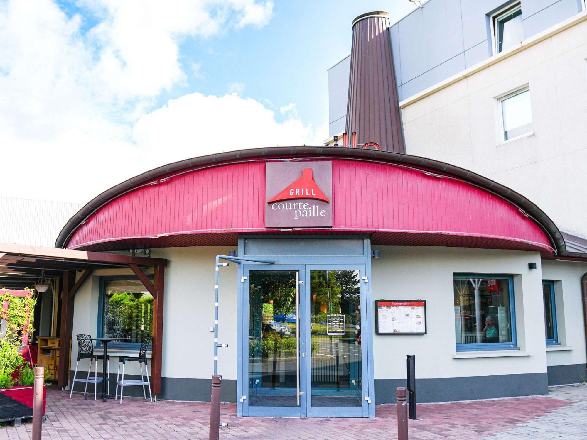 Ibis Caen Porte De Bretagne Bretteville-sur-Odon Exterior foto