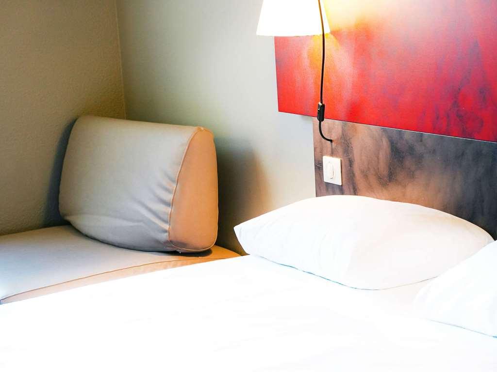 Ibis Caen Porte De Bretagne Bretteville-sur-Odon Quarto foto
